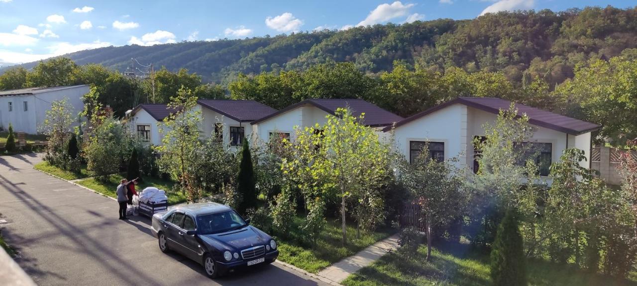 Xutorok Hotel & Restaurant Chilegir Zewnętrze zdjęcie
