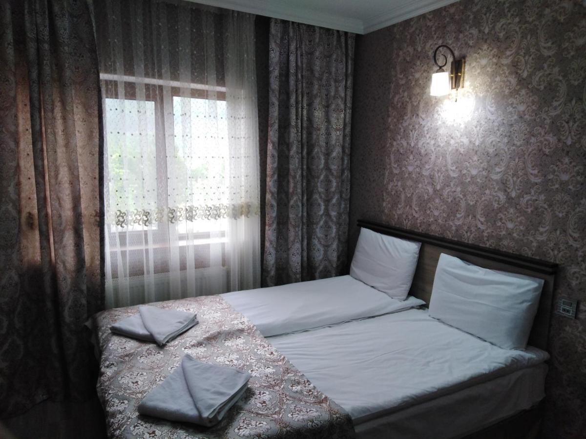 Xutorok Hotel & Restaurant Chilegir Zewnętrze zdjęcie
