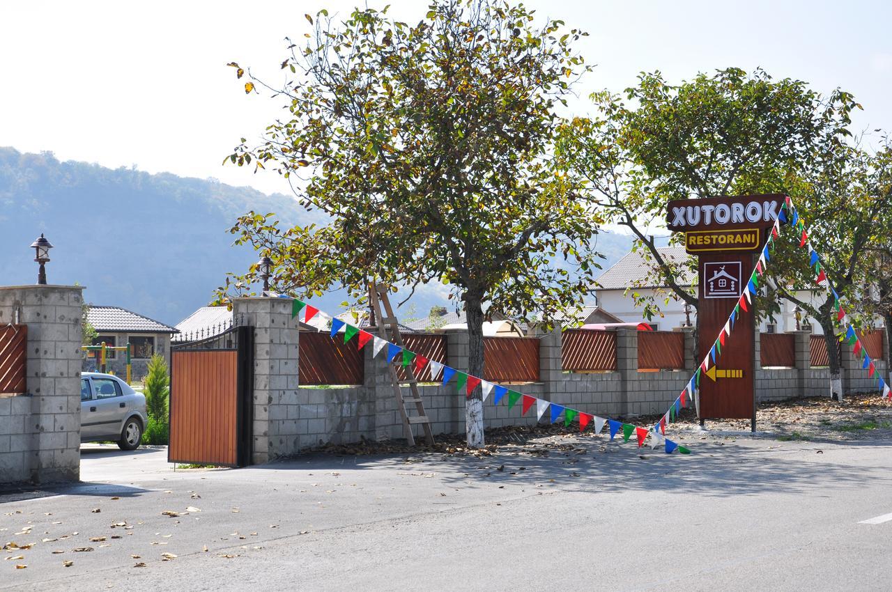 Xutorok Hotel & Restaurant Chilegir Zewnętrze zdjęcie