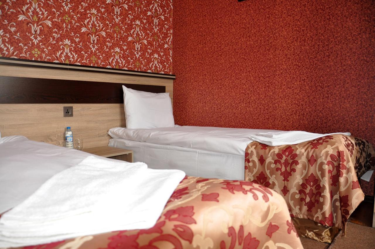 Xutorok Hotel & Restaurant Chilegir Zewnętrze zdjęcie