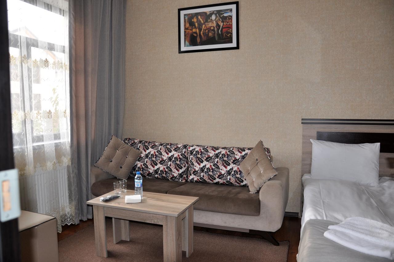 Xutorok Hotel & Restaurant Chilegir Zewnętrze zdjęcie