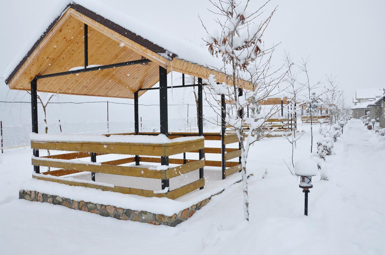 Xutorok Hotel & Restaurant Chilegir Zewnętrze zdjęcie