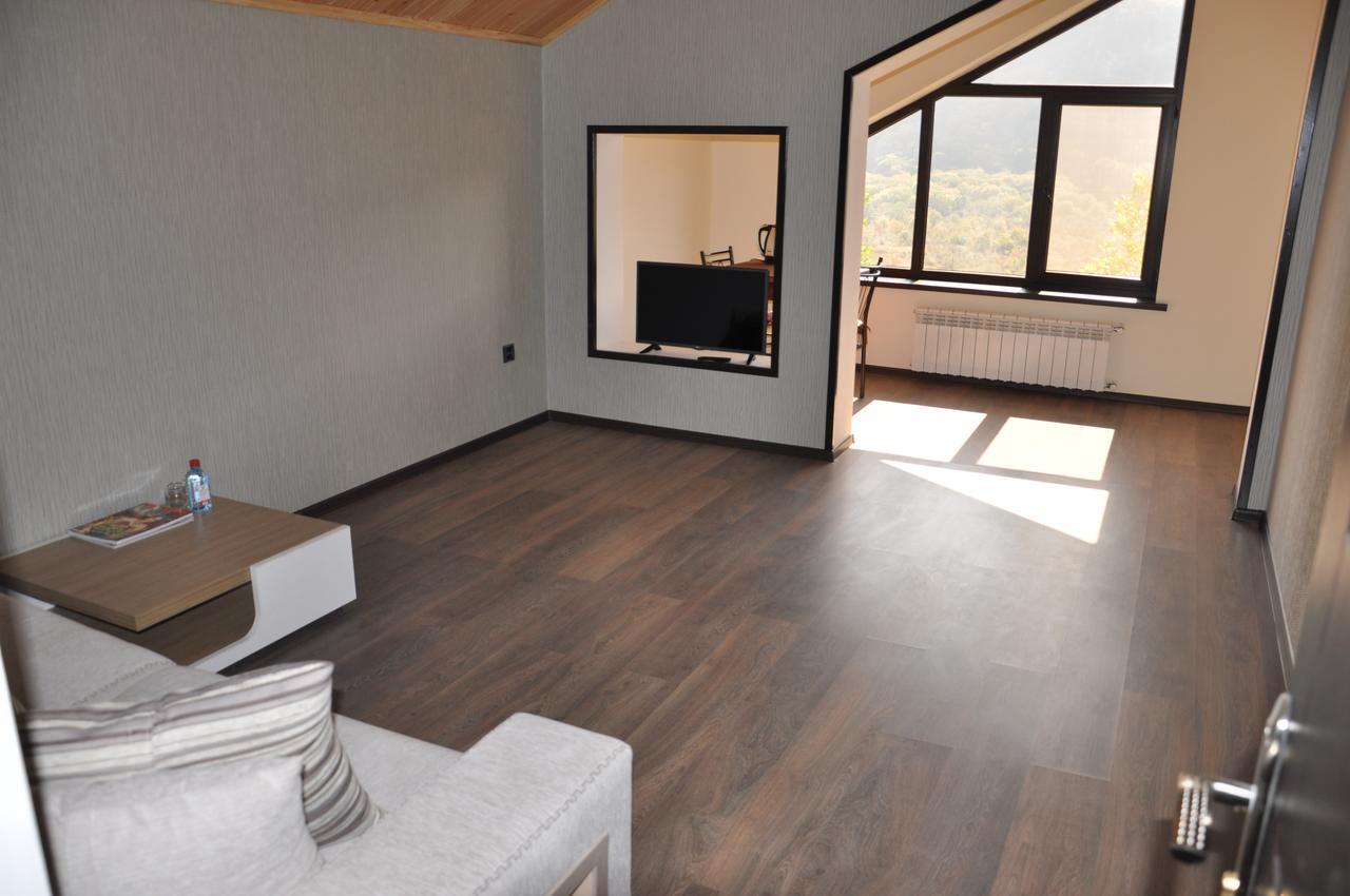 Xutorok Hotel & Restaurant Chilegir Zewnętrze zdjęcie